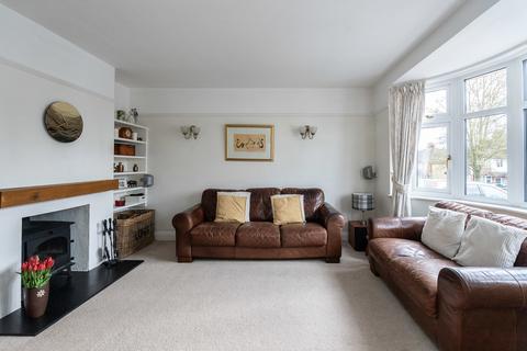 64 Fairfield Drive, Dorking, RH4 1JH