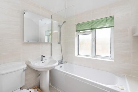 64 Fairfield Drive, Dorking, RH4 1JH