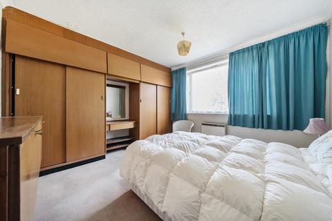 49 Borrowdale Avenue, Dunstable, LU6 3PQ