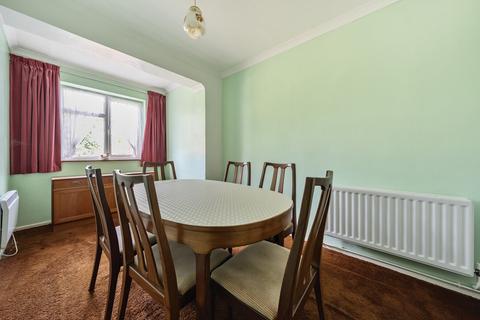 49 Borrowdale Avenue, Dunstable, LU6 3PQ