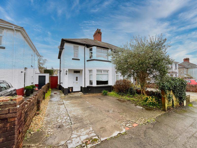 33 Brynteg Avenue, Bridgend, CF31 3EN 3 bed semidetached house £290,000