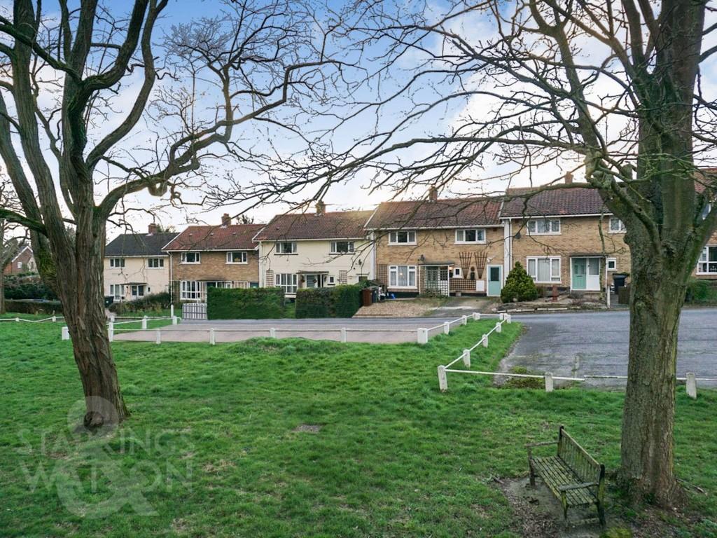 The Woodyard Square, Woodton, Bungay 3 bed terraced house for sale £250,000