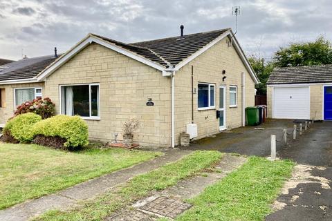 2 bedroom semi-detached bungalow to rent, Fleetwood Close, Corsham SN13