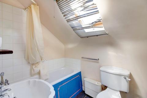 4 Butts Close, Biddestone, Chippenham, SN14 7DZ