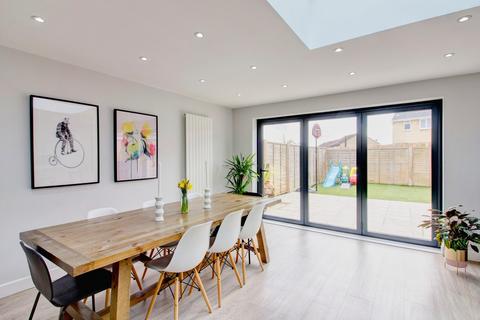 6 Burn Road, Corsham, SN13 9LX