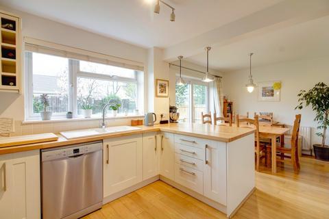 24 Ashley Close, Whitley, Melksham, SN12 8RJ