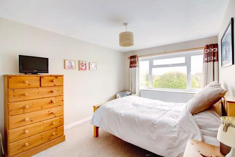 24 Ashley Close, Whitley, Melksham, SN12 8RJ