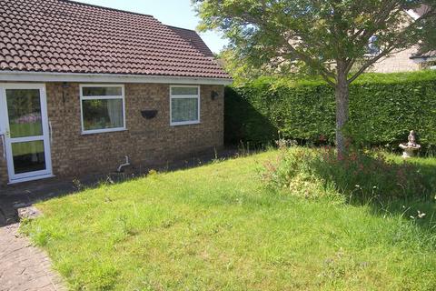 20 Bellott Drive, Corsham, SN13 9UQ
