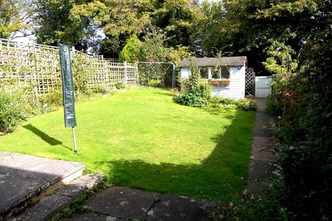 37 Cresswells, Corsham, SN13 9NJ