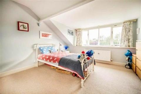 24 Coppershell, Gastard, Corsham, SN13 9PZ