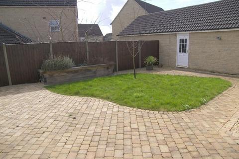 15 Buckthorn Row, Corsham, SN13 9WE