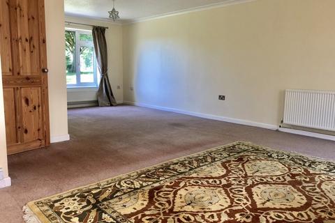 5 Cresswells, Corsham, SN13 9NJ