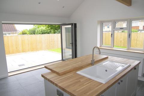 16 Broadmead, Corsham, SN13 9AN