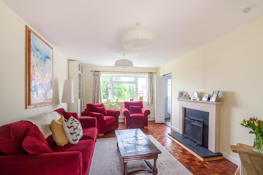 Brook Drive, Corsham SN13 4 bed detached house for sale £425,000