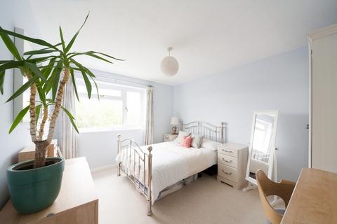 1 Brook Drive, Corsham, SN13 9AU