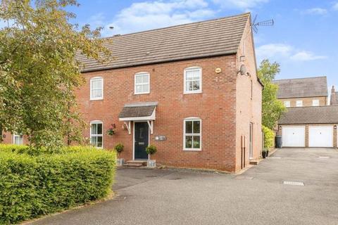4 bedroom house for sale, Winston Drive, Banbury