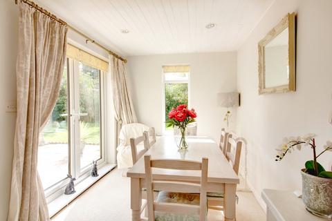 21 Fleetwood Close, Neston, Corsham, SN13 9TF