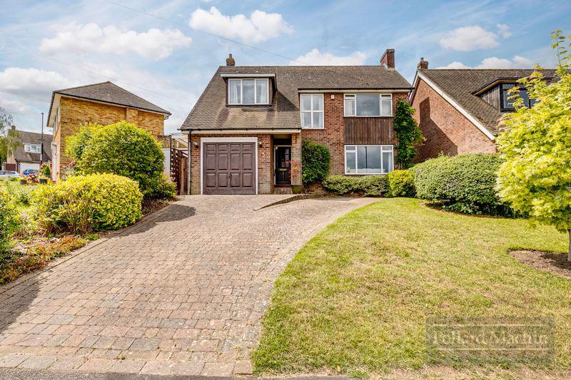 Ellenbridge Way, Sanderstead 4 bed detached house £750,000