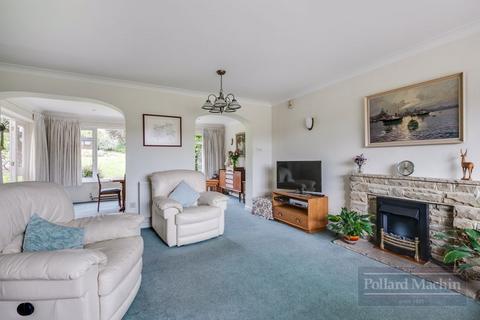 3 Ellenbridge Way, South Croydon, CR2 0EW