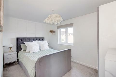 26 Black Acre, Corsham, SN13 9EW