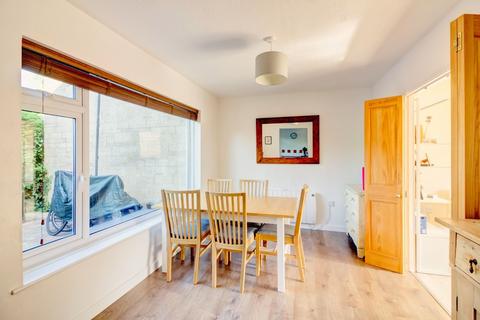 11 Cresswells, Corsham, SN13 9NJ