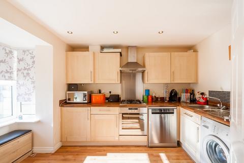 73 Freestone Way, Corsham, SN13 9EE