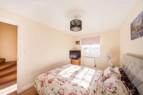 73 Freestone Way, Corsham, SN13 9EE