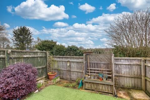 10 Barn Close, Corsham, SN13 9XB