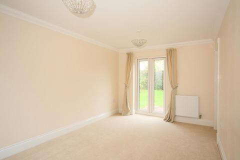 49 Freestone Way, Corsham, SN13 9UA