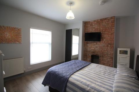 5 bedroom house share to rent, Whipcord Lane, Chester CH1