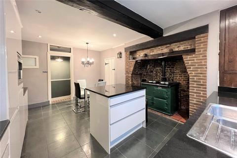 undefined, Wycombe End, Beaconsfield, HP9