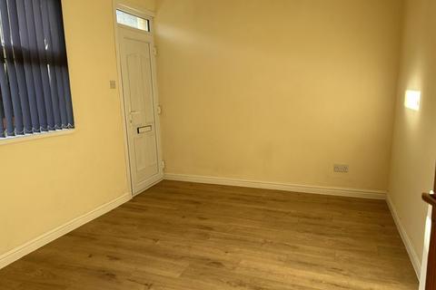 2 bedroom end of terrace house to rent - Uttoxeter Road, Stoke-On-Trent