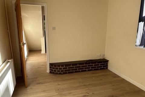 2 bedroom end of terrace house to rent - Uttoxeter Road, Stoke-On-Trent