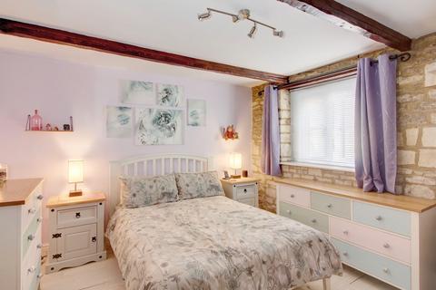 2 bedroom cottage for sale - High Street, Colerne SN14