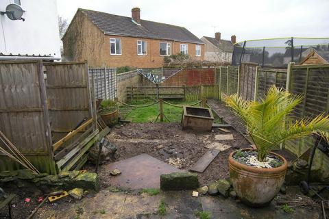 12 Barrow Green, Chippenham, SN15 1BE