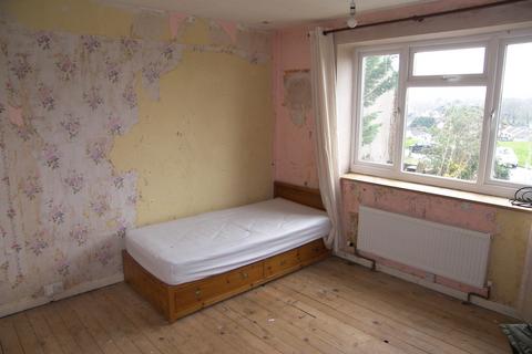 12 Barrow Green, Chippenham, SN15 1BE