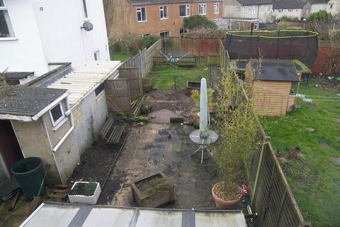 12 Barrow Green, Chippenham, SN15 1BE