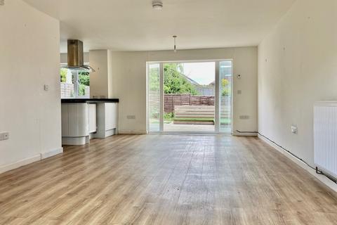 36 Cresswells, Corsham, SN13 9NJ