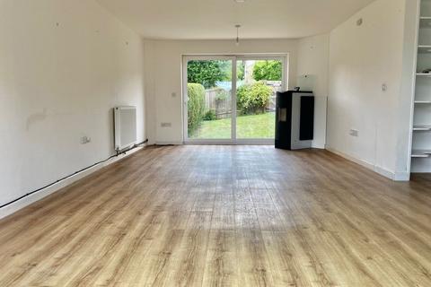 36 Cresswells, Corsham, SN13 9NJ