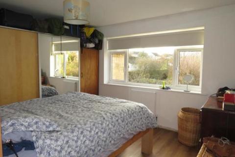 36 Cresswells, Corsham, SN13 9NJ