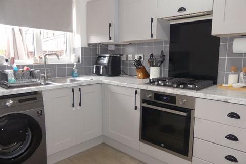 244a Greenacres Road, Oldham, OL4 3ET