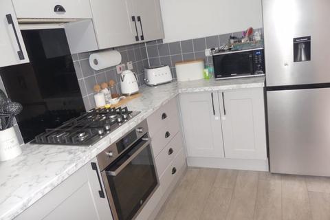 244a Greenacres Road, Oldham, OL4 3ET