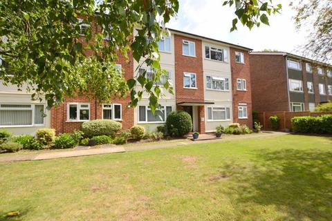 2 bedroom apartment for sale - Cornwall Road, Pinner