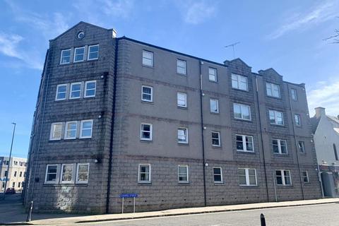2 bedroom flat to rent - Carlton Court, Huntly Street, AB10