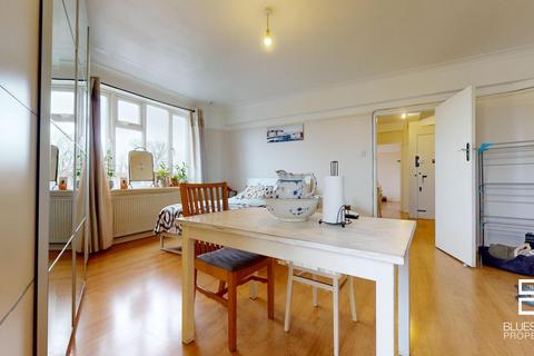 1 bedroom flat for sale, Streatham High Road, Streatham