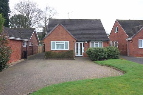 3 bedroom detached bungalow for sale, Cross Street, Kingswinford DY6