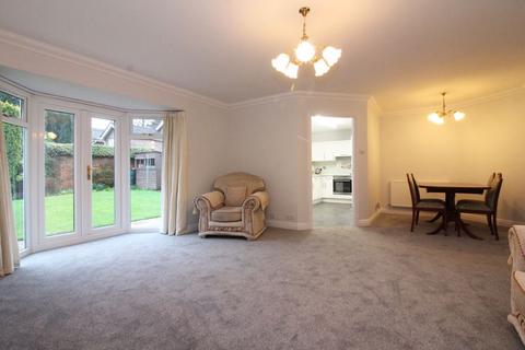 2 bedroom detached bungalow for sale - Greenfields Road, Kingswinford DY6