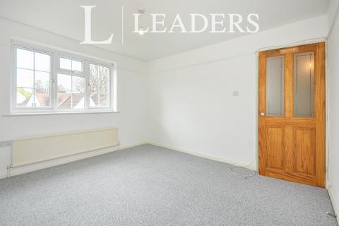 2 bedroom maisonette to rent, Gardiner Close, Orpington, BR5