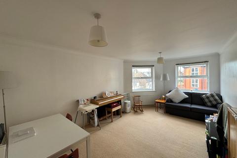 2 bedroom flat to rent - Petworth House, Davigdor Road, Hove