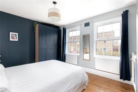 3 bedroom apartment for sale - St Gothard Road, West Norwood, London, SE27